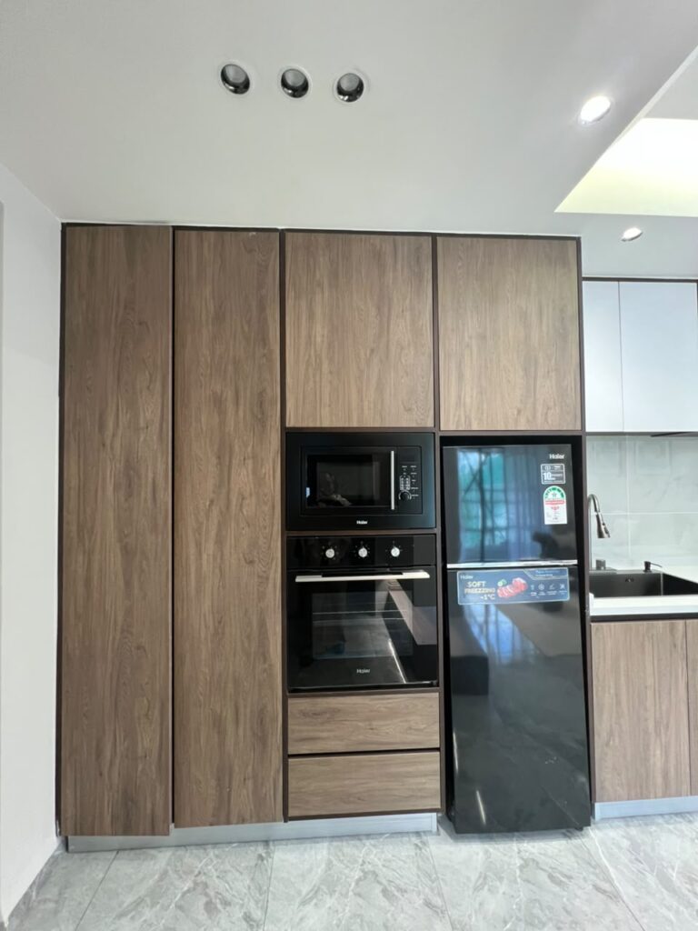 Kitchen-fitting-golfscape-residencies (1)