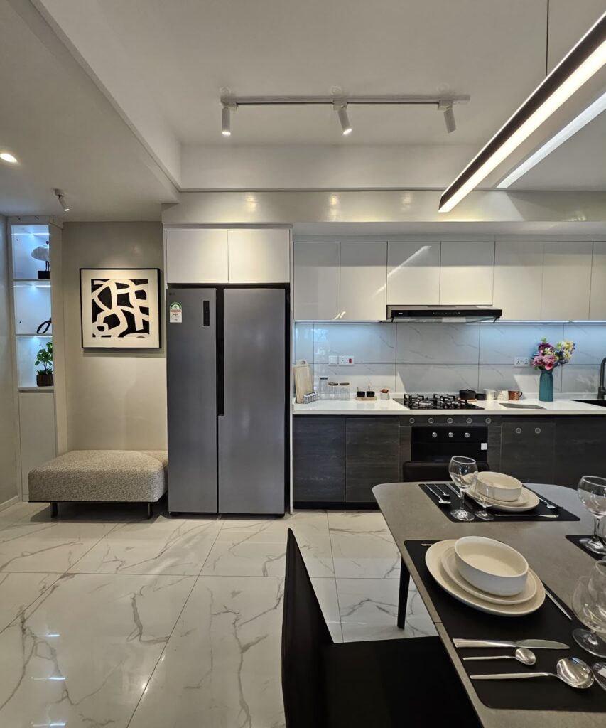 ilu-green-homes-fitted-kitchen-dining-area