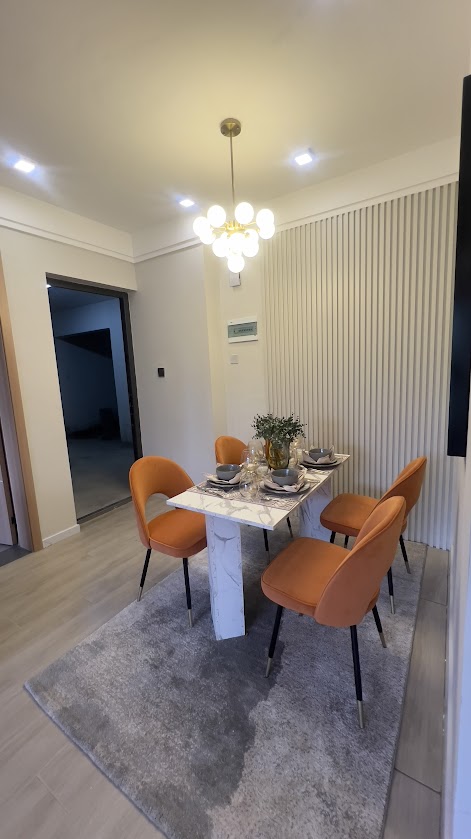 Leo-residence-dinning-area-2