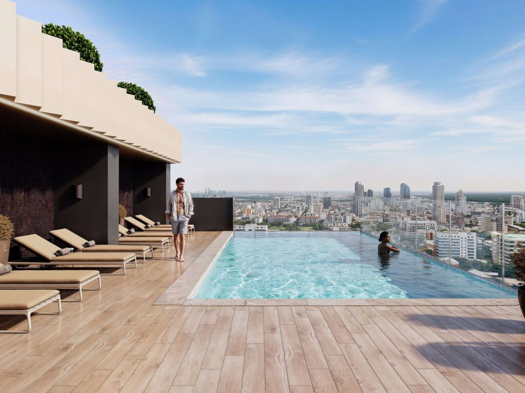 Rooftop-Pool